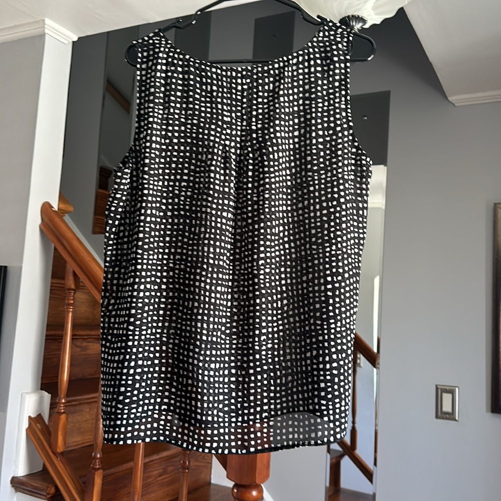 🌺 LOFT Sleeveless Shell Top Sz L - Picture 3 of 7